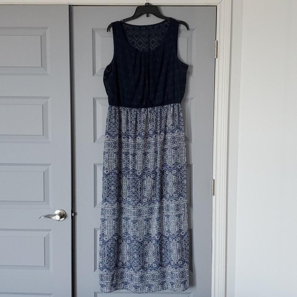 Dress/Maxi